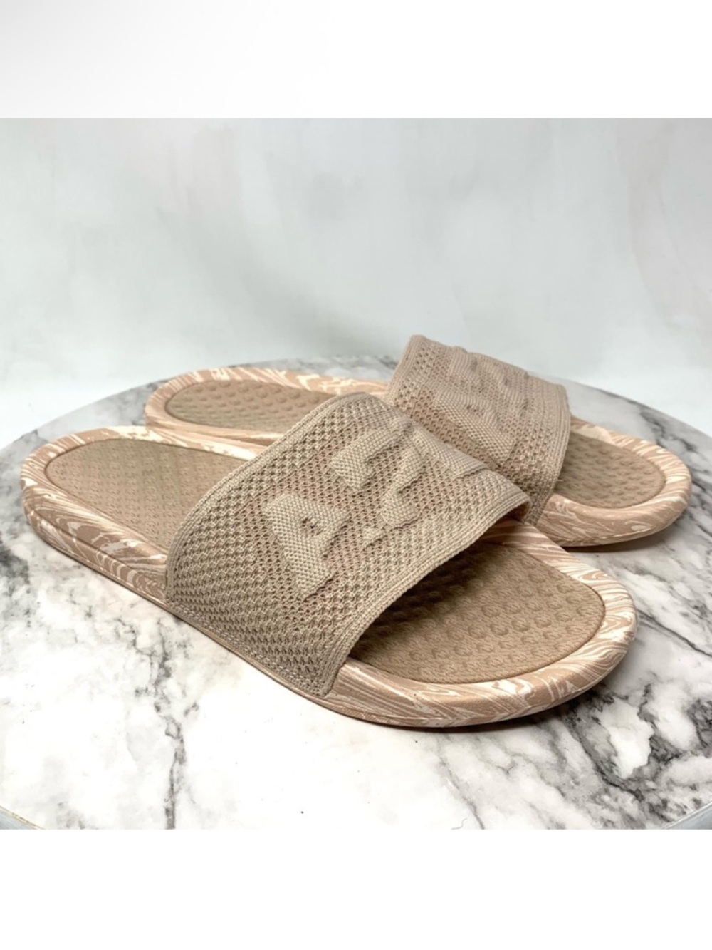 Free People APL Big Logo TechLoom Marbled Slides 8 Comfy Sporty Athleisure